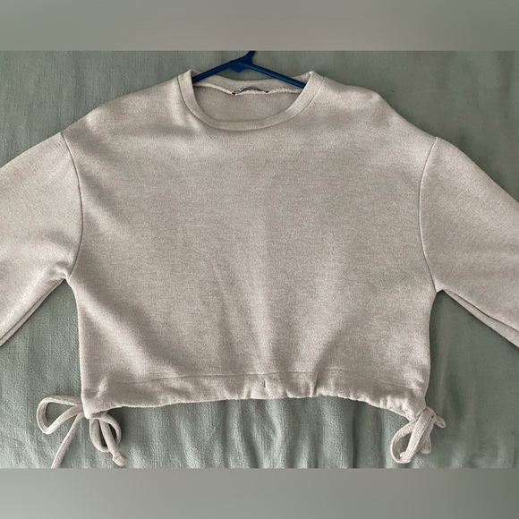 Long Sleeve Cream Top from Zara, Size small - Picture 4 of 4